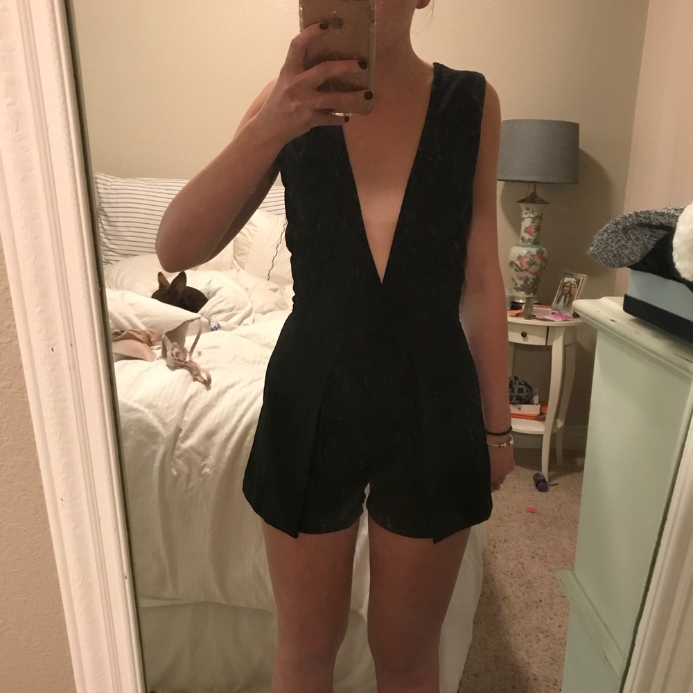 Solemio Black romper size s